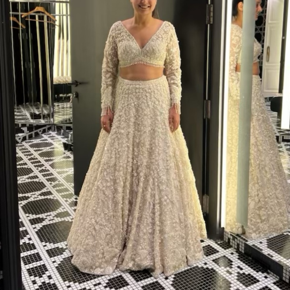 Seema Gujral lehenga